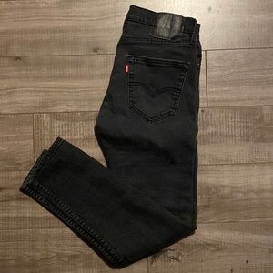 Black Levi’s 512